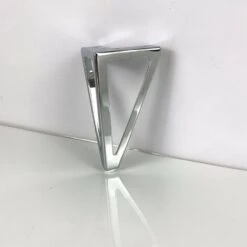 LECHUANG Lot De Pieds Meubles De Rechange, 15 Cm, Triangulaires, Pieds De Tables De Bricolage, Pour Les Chaises, Les Armoires Et Les Canapés, Autres Pieds De Meubles (Argent, 1pcs)